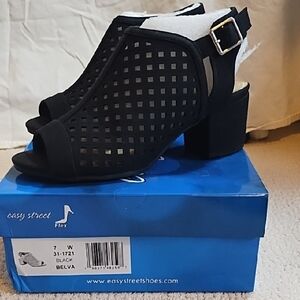 Easy Street Black Heeled Sandals